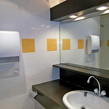 Apartment Le Borsat - Val Claret-10 By Interhome *